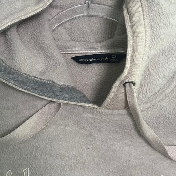 Abercrombie & Fitch Womens Sweatshirt Hoodie XS Cream Sherpa Teddy Logo - Picture 4 of 8